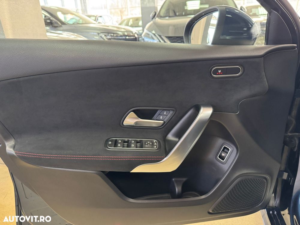 Mercedes-Benz A 180 d Sedan 7G-DCT AMG Line - 13