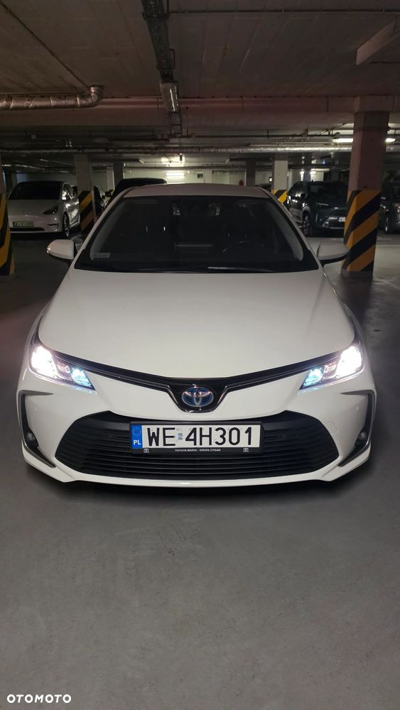 Toyota Corolla 1.8 Hybrid Comfort - 32