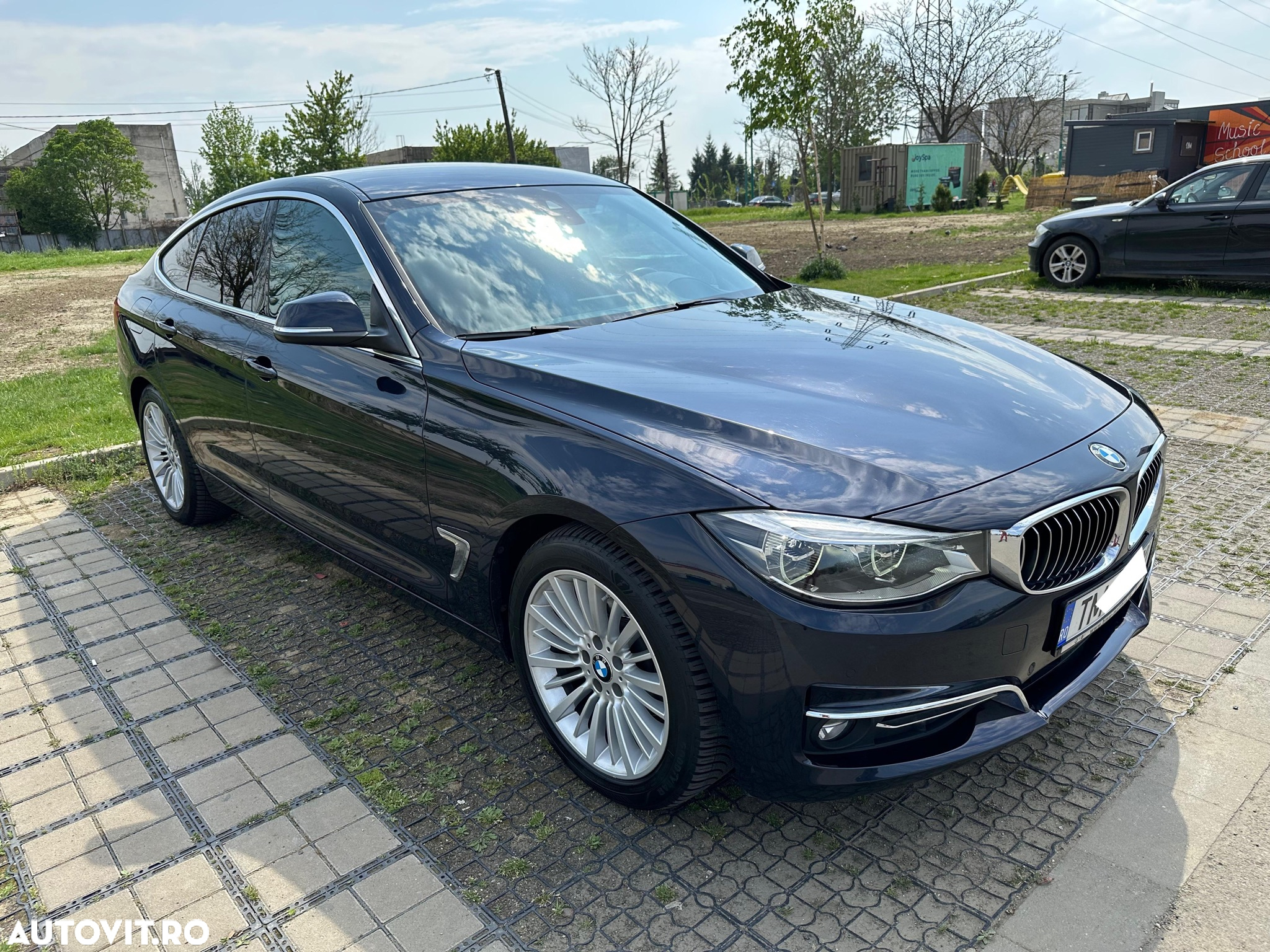 BMW Seria 3 320d xDrive GT Aut. Luxury Line - 7