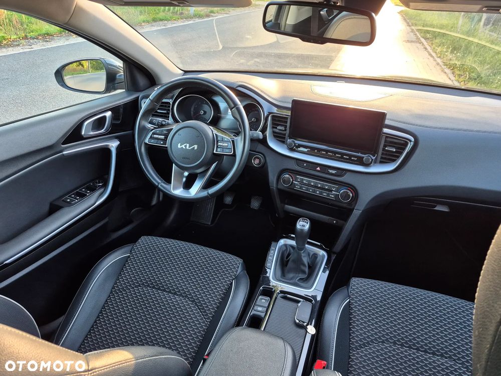 Kia Ceed - 17