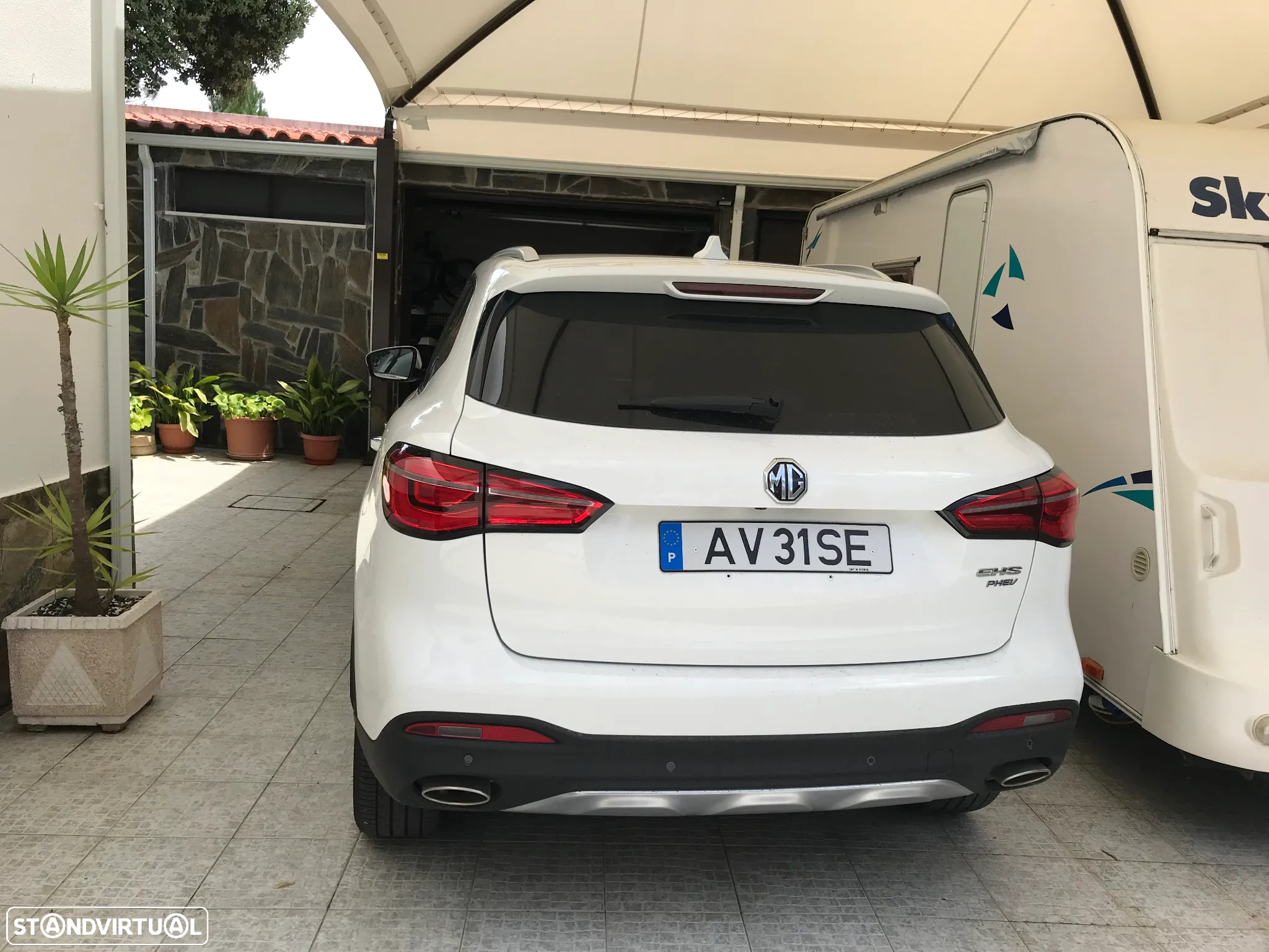 MG EHS 1.5 T-GDI Plug-in Hybrid Luxury - 2