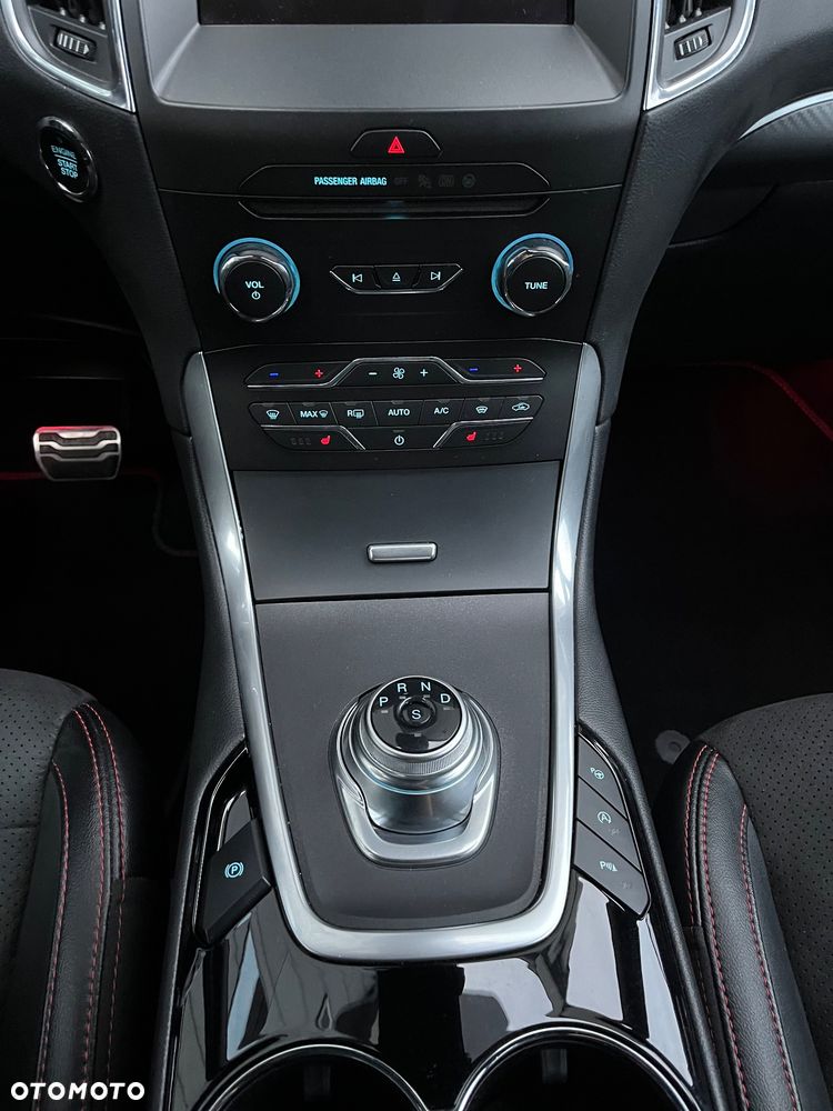 Ford S-Max 2.0 EcoBlue ST-Line - 19