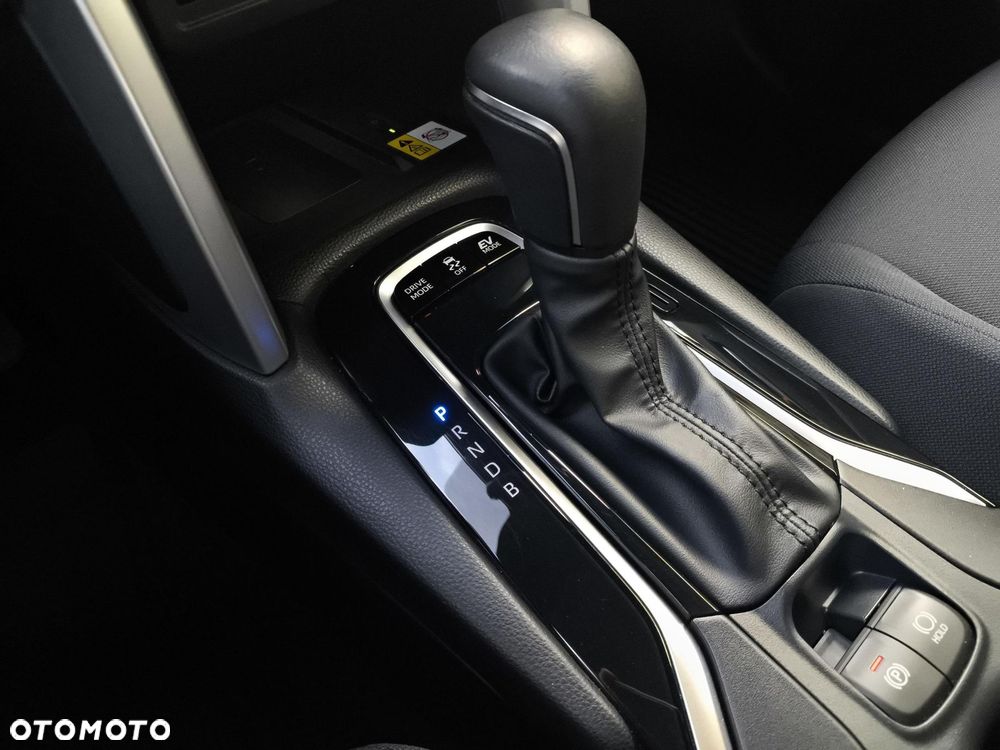 Toyota Corolla Cross 2.0 Hybrid Style - 25