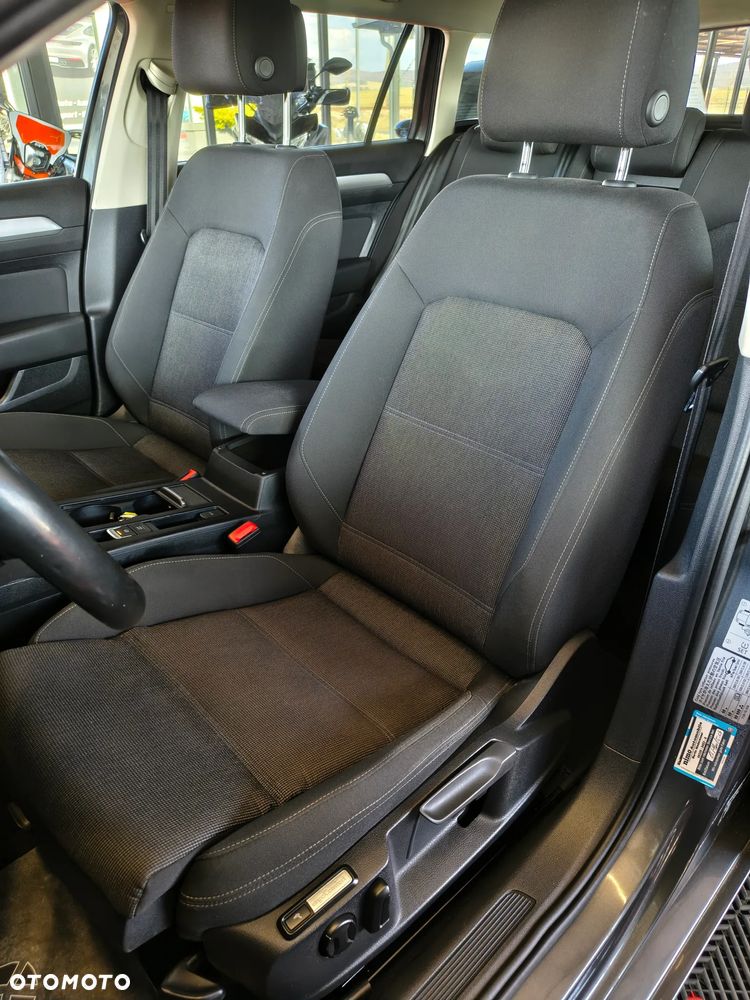 Volkswagen Passat 2.0 TDI SCR DSG Comfortline - 15