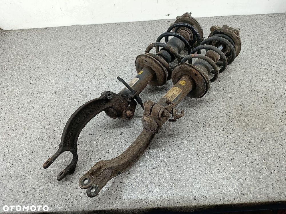 AMORTYZATORY PRZÓD KOMPLET AUDI A6 C7 4G0413031N 2.0 TDI - 1