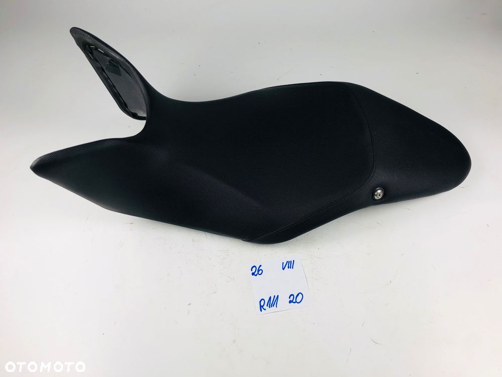 Triumph Speed Triple 1050 11-14 siedzenie kanapa fotel - 1