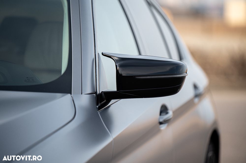 BMW Seria 5 540i xDrive AT - 11