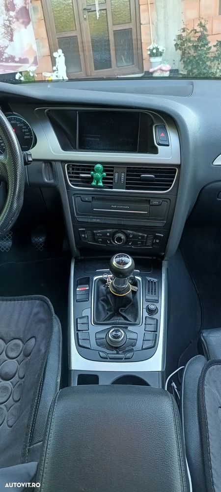 Audi A4 Avant - 8