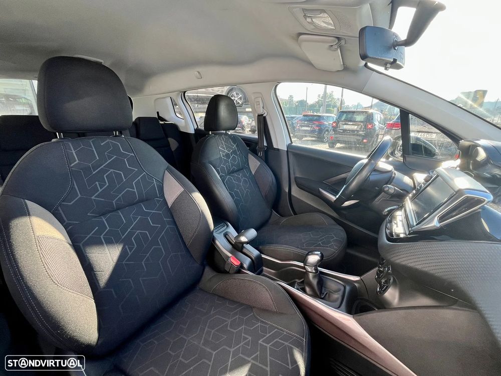 Peugeot 2008 1.6 BlueHDi Style - 13