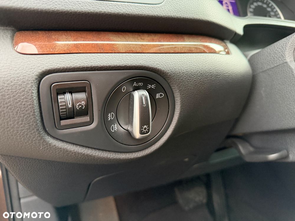 Volkswagen Sharan 2.0 TSI DSG Highline - 25