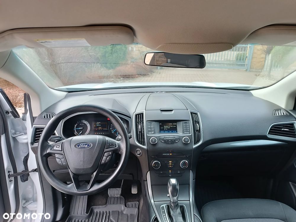 Ford Edge - 11
