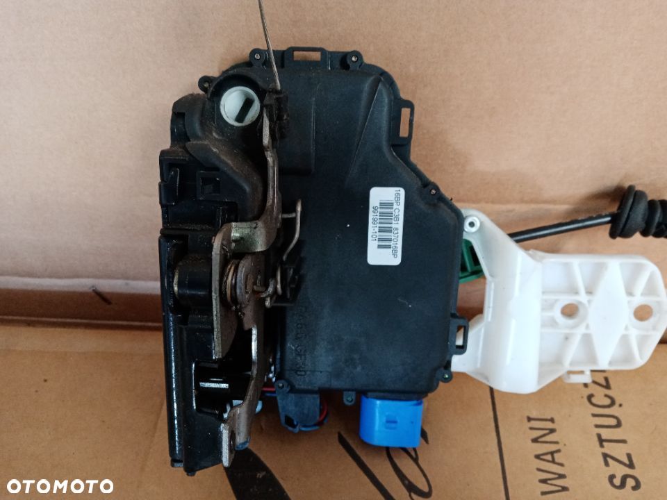 Zamek drzwi prawy przód przedni VW Polo 9N 3B1837016BP - 2