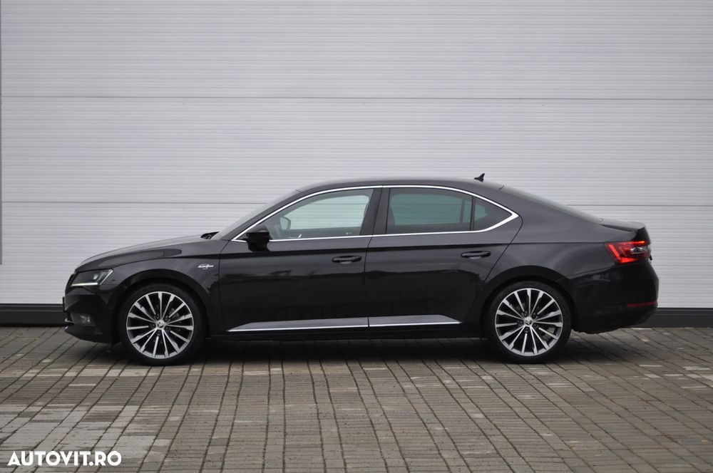Skoda Superb 2.0 TDI DSG Laurin & Klement - 2