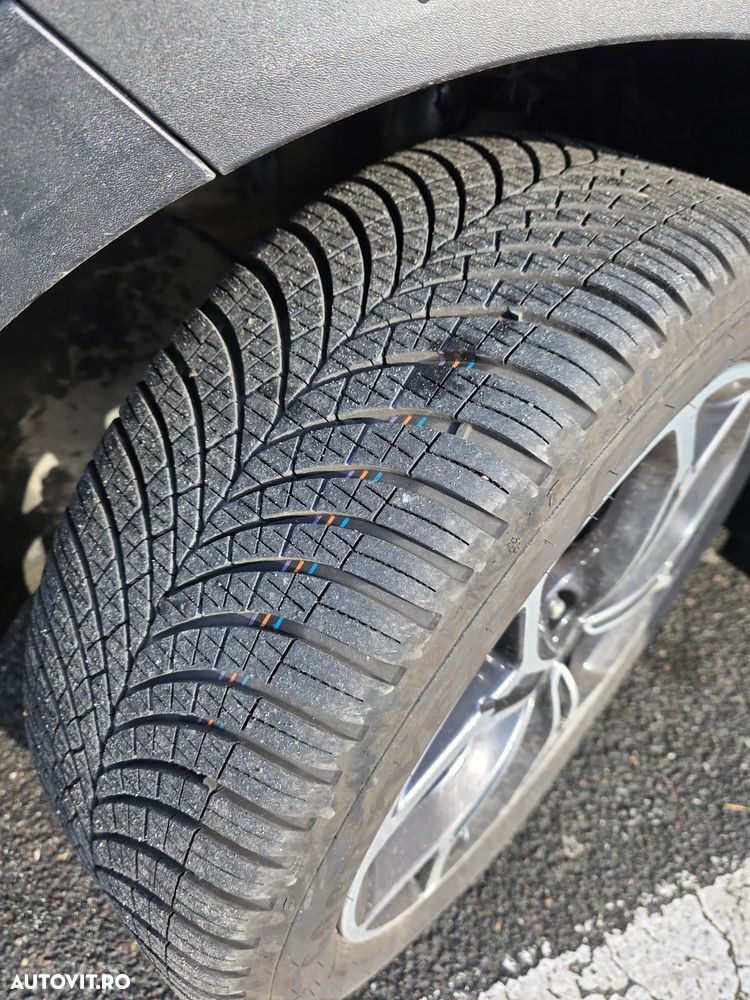 Kia Sportage 1.6 DSL MHEV 7DCT HP 4x2 GT Line - 12