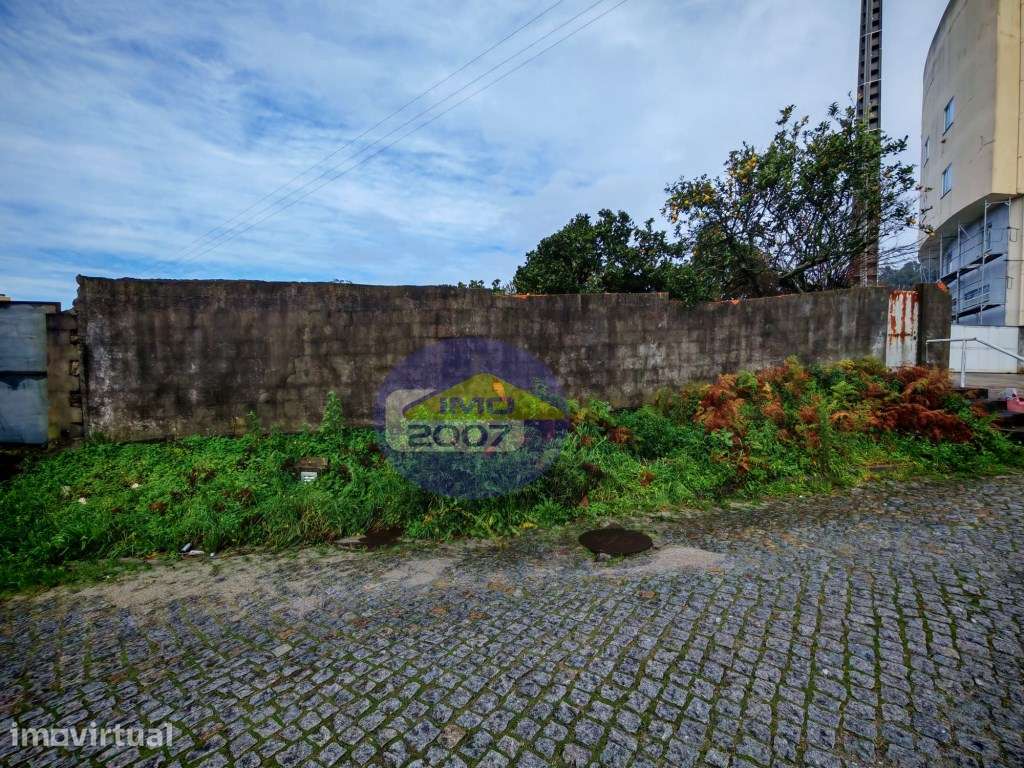 Terreno em Mozelos - Grande imagem: 2/15