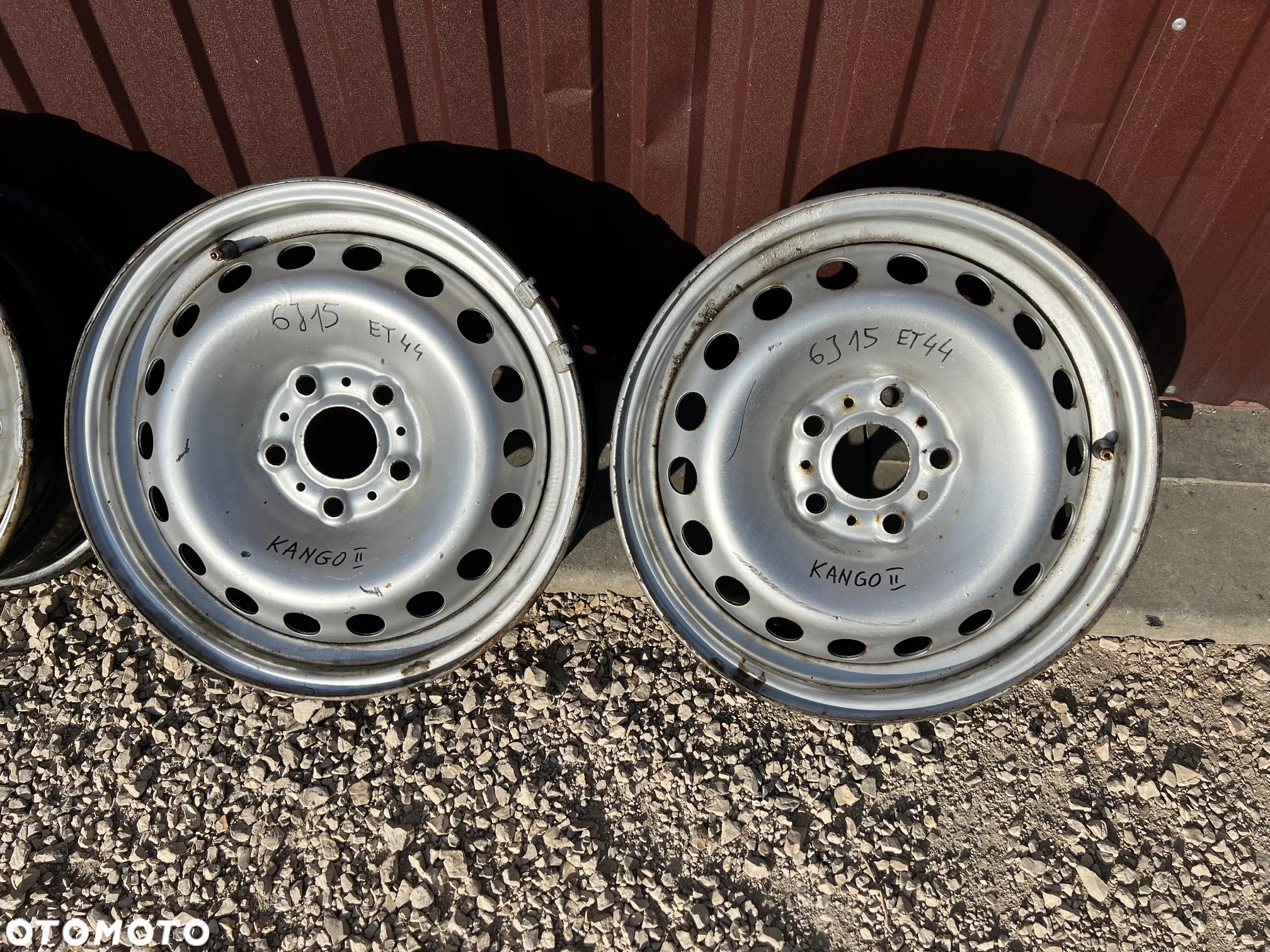 FELGI FELGA STALOWA RENAULT KANGOO II LIFT III 6J 15 '' ET44 403006350R - 2