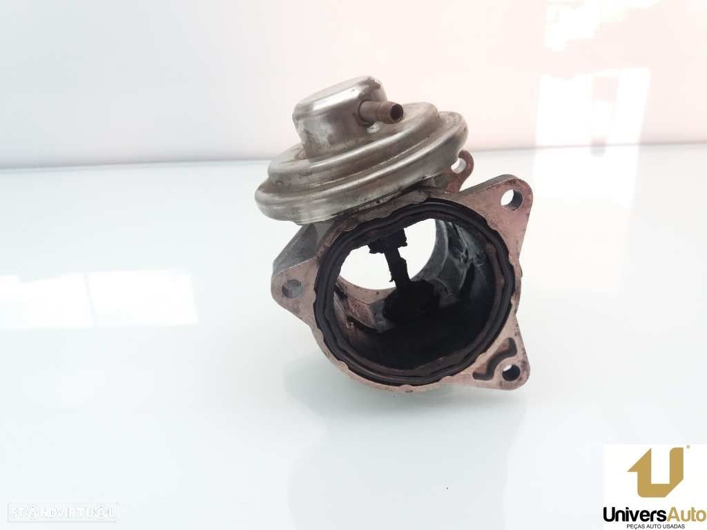 VALVULA EGR VOLKSWAGEN PASSAT 2006 -038129637D - 1