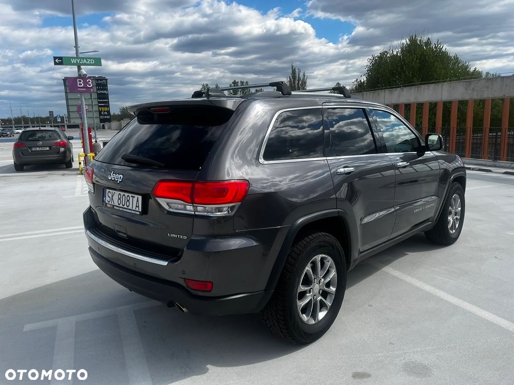 Jeep Grand Cherokee - 4