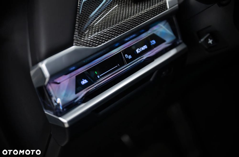 BMW Seria 7 740d xDrive sport - 15
