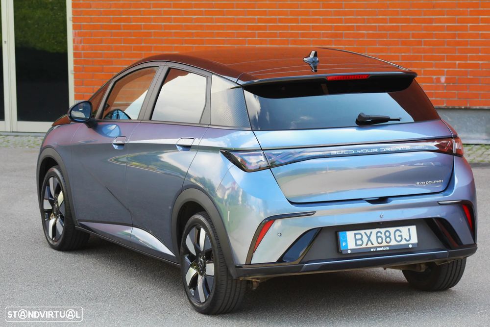 BYD Dolphin 60.4 kWh Design - 13