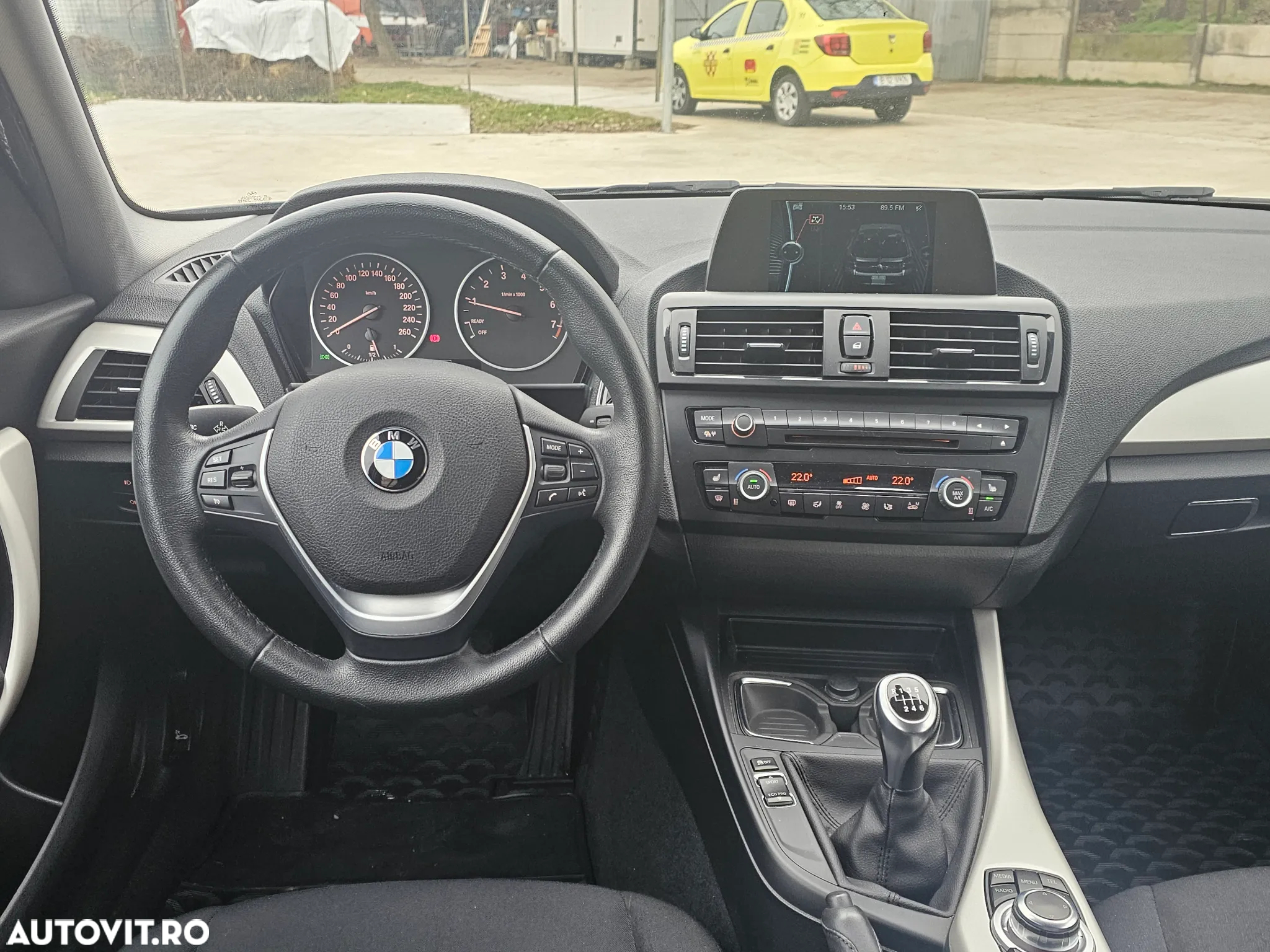 BMW Seria 1 116i - 5