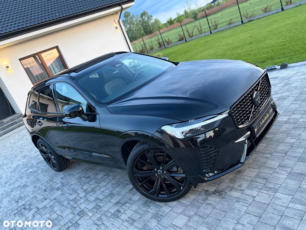 Volvo XC 60 B5 B AWD Plus Black Edition - 28