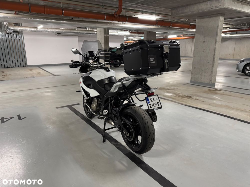 BMW XR - 3