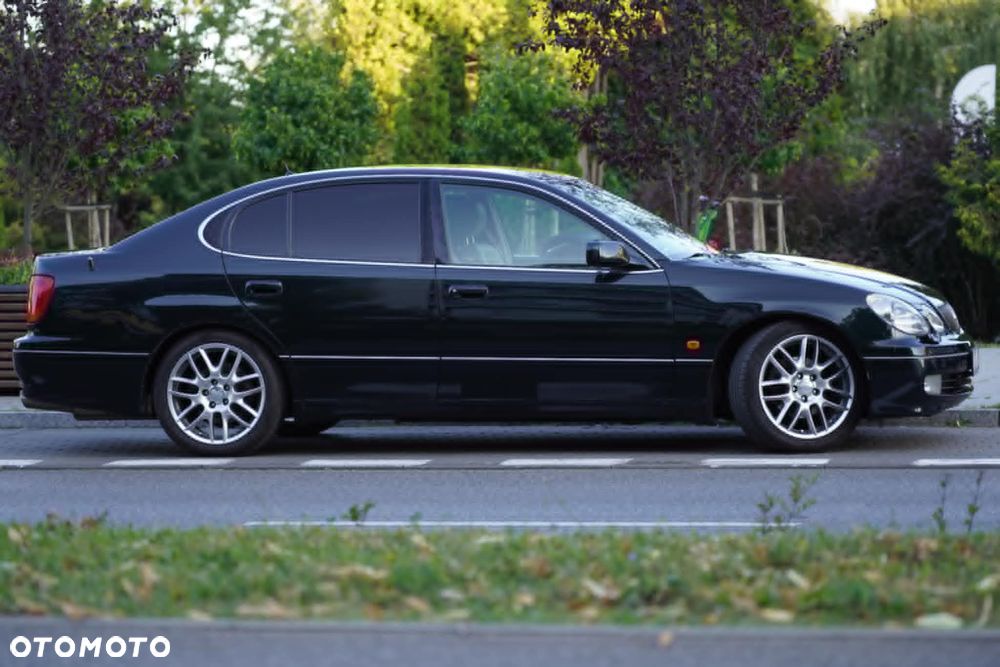 Lexus GS - 7