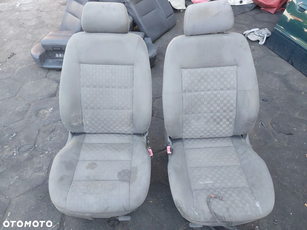 Fotel fotele przód przednie Audi A4 B5 A6 C6 kierowcy pasażera lewy prawy Jasne - 1