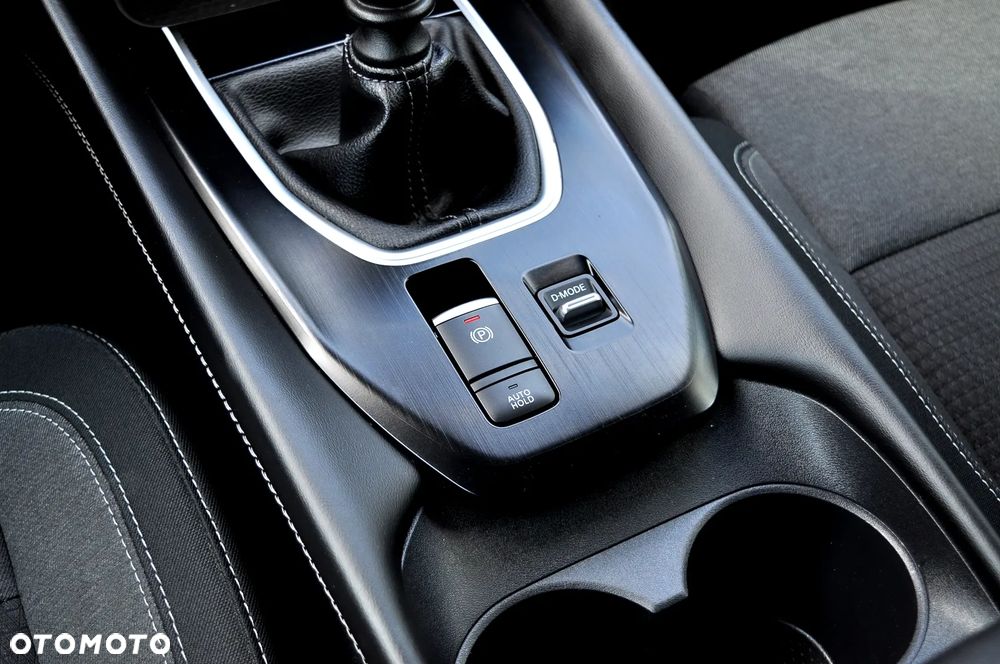 Nissan Qashqai 1.3 DIG-T N-Connecta - 26