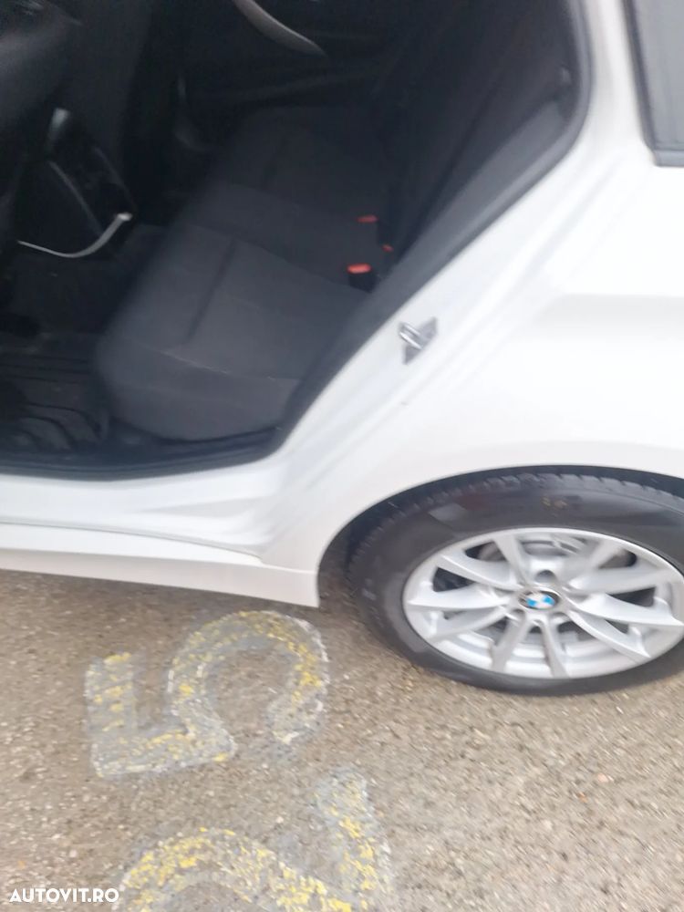 BMW Seria 3 316d Touring Modern Line - 10