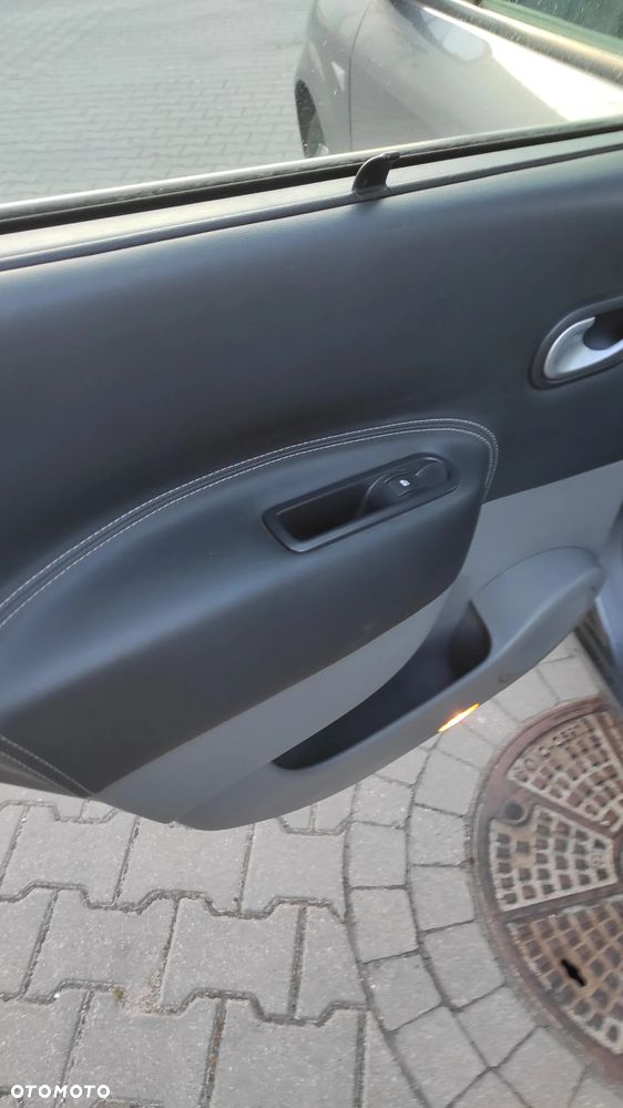 Renault Scenic 1.9 dCi FAP Conquest - 17