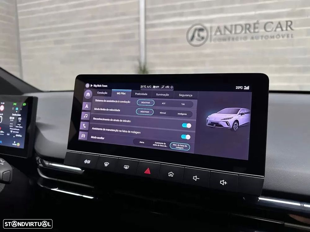 MG MG4 77 kWh Extended Range Luxury - 27