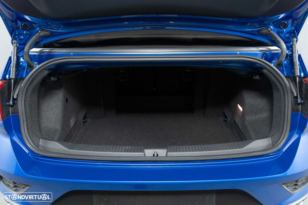 VW T-Roc Cabrio - 13