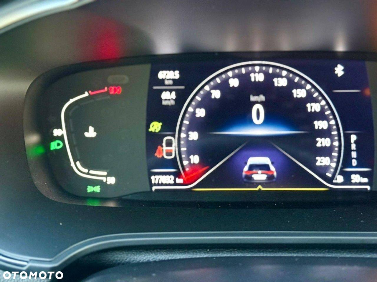 Renault Megane Grandtour TCe 140 GPF EDC LIMITED - 18