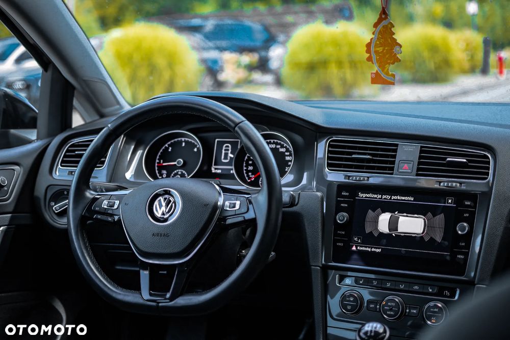 Volkswagen Golf 1.6 TDI BMT Trendline EU6 - 11