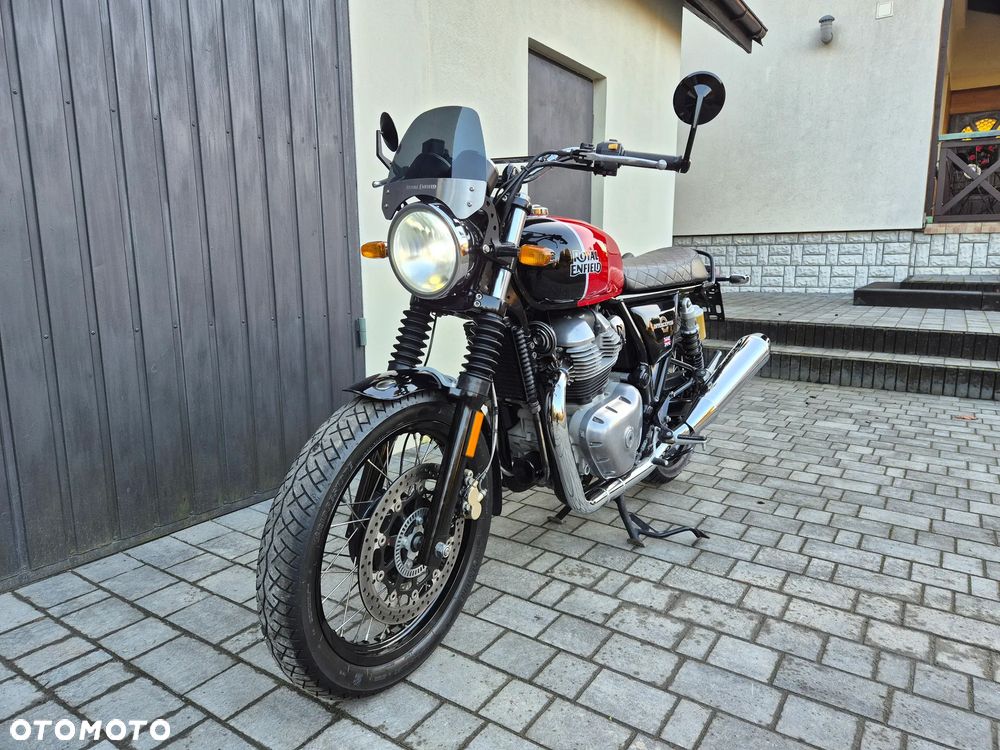 Royal Enfield Interceptor - 2