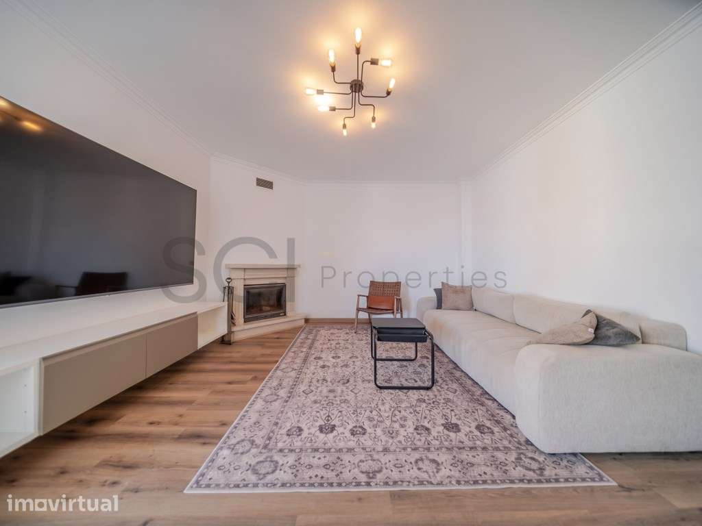 Apartamento T3 Charneca da Caparica Remodelado 1º sem elevador - Grande imagem: 3/33