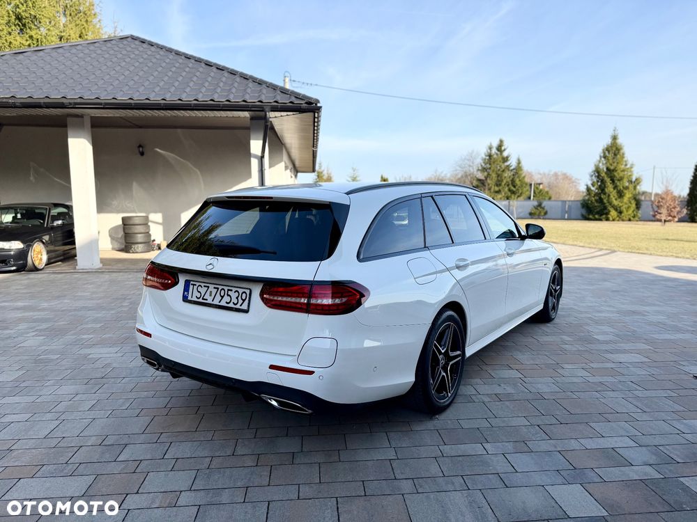 Mercedes-Benz Klasa E 300 de 9G-TRONIC - 3