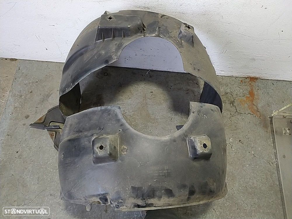 Cava Roda Fte Esq Plastica Chevrolet Captiva (C100, C140) - 1