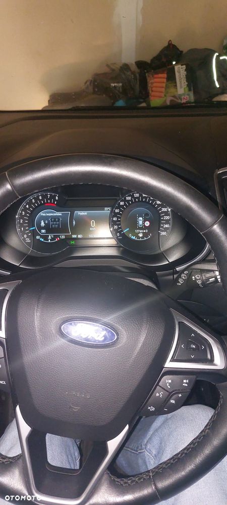 Ford Galaxy - 15