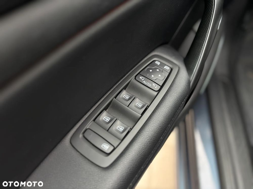 Renault Megane 1.3 TCe FAP Intens EDC - 17