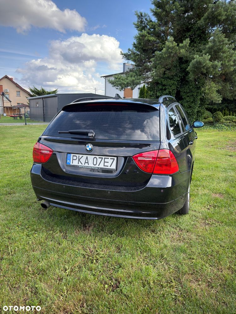 BMW Seria 3 320d DPF - 8