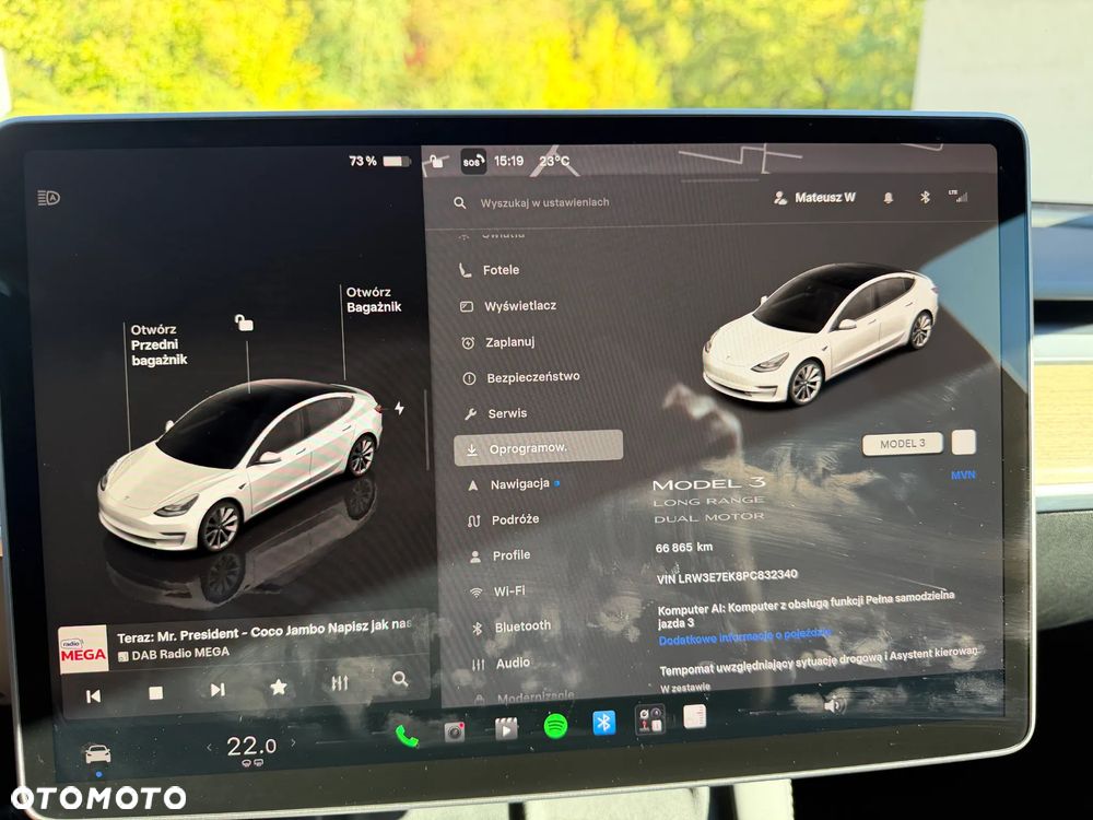 Tesla Model 3 - 10