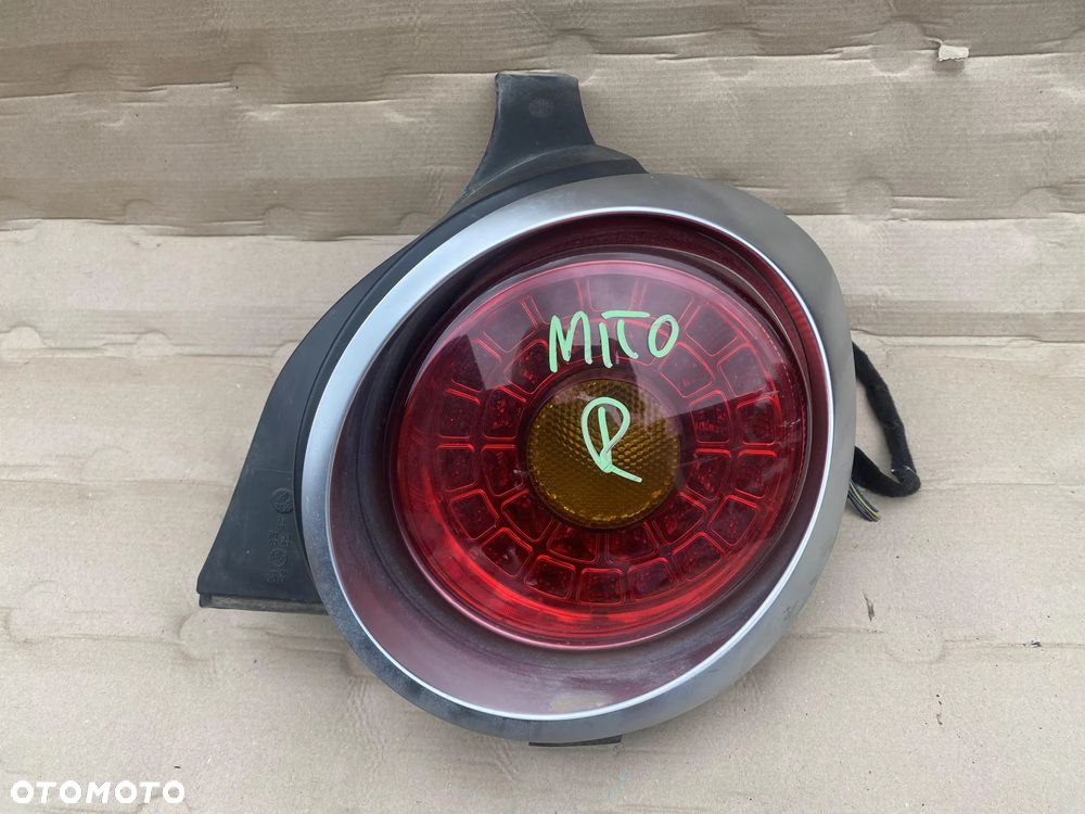 Lampa tył ALFA ROMEO MITO prawa lub lewa 156085853[7] - 1