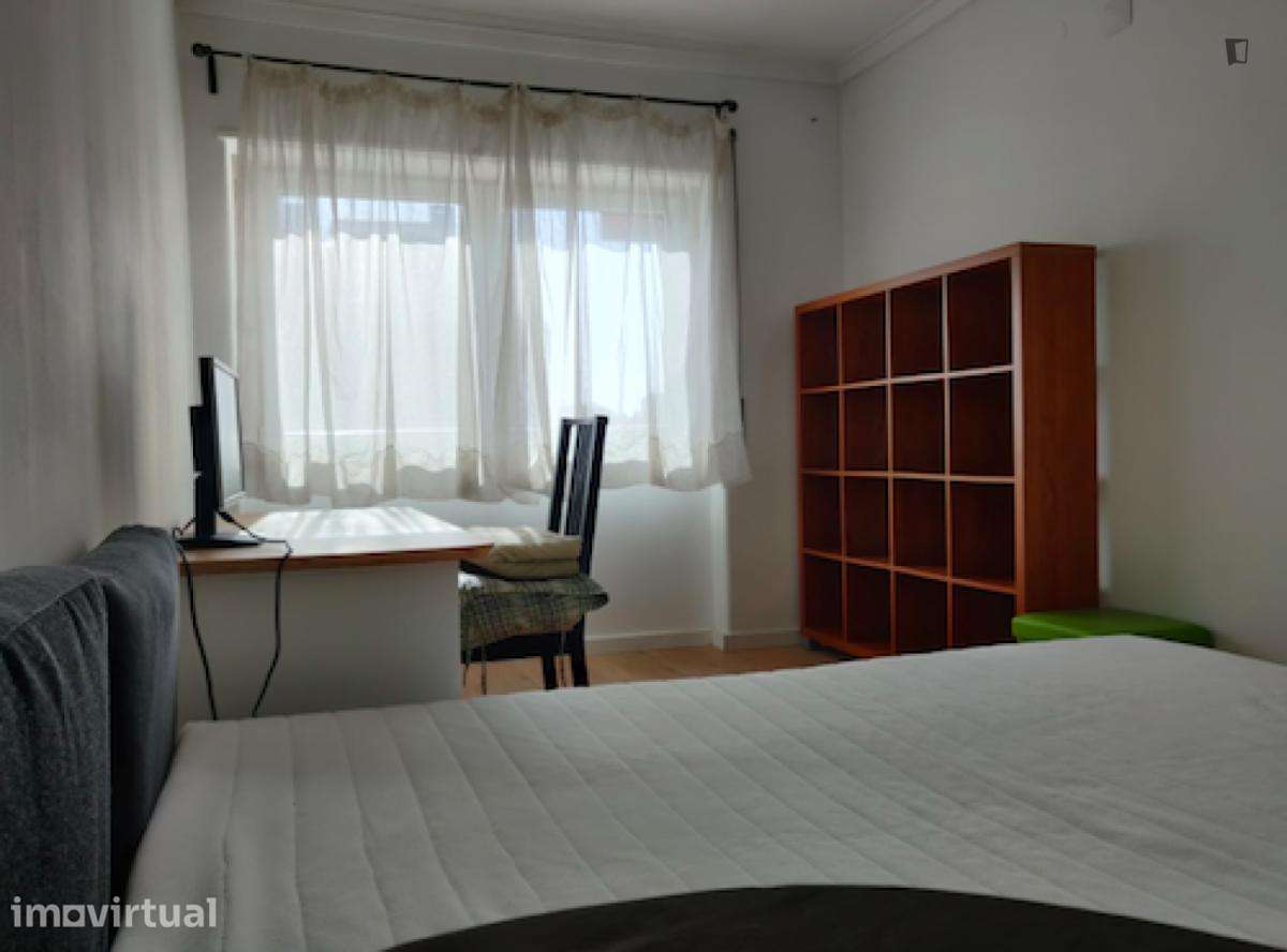 Quarto - localizado em Alvalade Lisbon - Grande imagem: 2/15