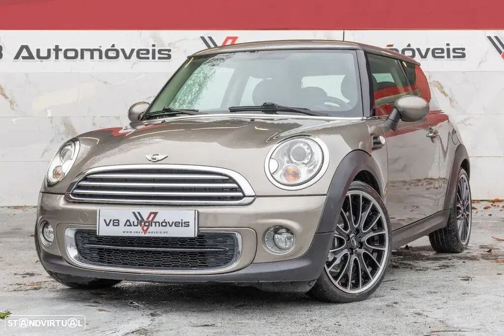 MINI 3 Portas One D - 8