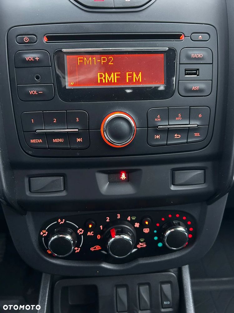 Dacia Duster 1.6 Ambiance Euro5 - 14