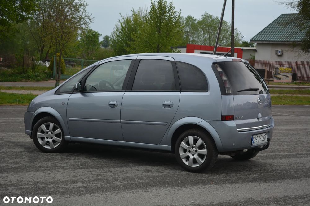 Opel Meriva - 11