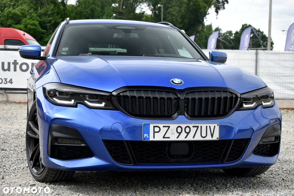 BMW Seria 3 320d xDrive M Sport sport - 3